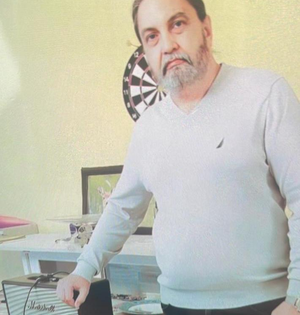 Gurugram hotel murder: Absconding accused Balraj Gill arrested in Bengal | Gurugram hotel murder: Absconding accused Balraj Gill arrested in Bengal Gurugram hotel murder: Absconding accused Balraj Gill arrested in Bengal | Gurugram hotel murder: Absconding accused Balraj Gill arrested in Bengal
