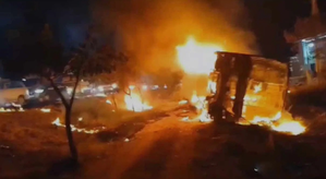 Andhra: Six charred to death as bus catches fire | Andhra: Six charred to death as bus catches fire