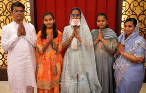 Jeweller’s 19-year-old daughter to turn Jain nun in Hyderabad | Jeweller’s 19-year-old daughter to turn Jain nun in Hyderabad Jeweller’s 19-year-old daughter to turn Jain nun in Hyderabad | Jeweller’s 19-year-old daughter to turn Jain nun in Hyderabad