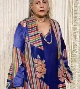 Jaya Bachchan engages in banter with paparazzi at Ira Khan-Nupur Shikhare's reception | Jaya Bachchan engages in banter with paparazzi at Ira Khan-Nupur Shikhare's reception Jaya Bachchan engages in banter with paparazzi at Ira Khan-Nupur Shikhare's reception | Jaya Bachchan engages in banter with paparazzi at Ira Khan-Nupur Shikhare's reception