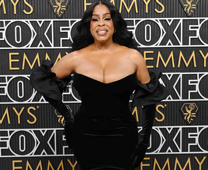 75th Emmys: Niecy Nash-Betts honours 'unheard, yet over-policed' women like Breonna Taylor in speech | 75th Emmys: Niecy Nash-Betts honours 'unheard, yet over-policed' women like Breonna Taylor in speech 75th Emmys: Niecy Nash-Betts honours 'unheard, yet over-policed' women like Breonna Taylor in speech | 75th Emmys: Niecy Nash-Betts honours 'unheard, yet over-policed' women like Breonna Taylor in speech