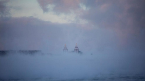 Icy winds. heavy snowfall disrupt life in US | Icy winds. heavy snowfall disrupt life in US