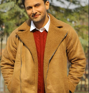 Leenesh Mattoo opens up on his 'vibrant' character in 'Pashminna' | Leenesh Mattoo opens up on his 'vibrant' character in 'Pashminna' Leenesh Mattoo opens up on his 'vibrant' character in 'Pashminna' | Leenesh Mattoo opens up on his 'vibrant' character in 'Pashminna'