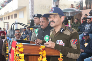 Majority of drugs are supplied from Pakistan: J&K DGP | Majority of drugs are supplied from Pakistan: J&K DGP Majority of drugs are supplied from Pakistan: J&K DGP | Majority of drugs are supplied from Pakistan: J&K DGP