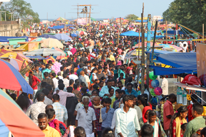 Pongal festivities: 6.4 lakh people leave Chennai in special buses over three days | Pongal festivities: 6.4 lakh people leave Chennai in special buses over three days Pongal festivities: 6.4 lakh people leave Chennai in special buses over three days | Pongal festivities: 6.4 lakh people leave Chennai in special buses over three days