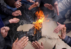 Night temperature improves in Jammu, bone-chilling cold continues in Kashmir | Night temperature improves in Jammu, bone-chilling cold continues in Kashmir Night temperature improves in Jammu, bone-chilling cold continues in Kashmir | Night temperature improves in Jammu, bone-chilling cold continues in Kashmir