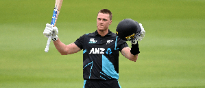 Finn Allen posts record knock as New Zealand dominate in Dunedin | Finn Allen posts record knock as New Zealand dominate in Dunedin