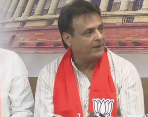 Gujarat Cong MLA Chavda resigns, may join BJP | Gujarat Cong MLA Chavda resigns, may join BJP