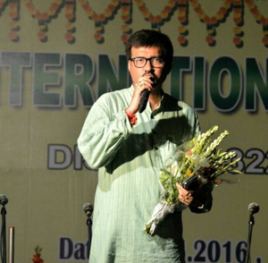 Police is encouraging illegal parking in Kolkata: Trinamool councillor | Police is encouraging illegal parking in Kolkata: Trinamool councillor Police is encouraging illegal parking in Kolkata: Trinamool councillor | Police is encouraging illegal parking in Kolkata: Trinamool councillor