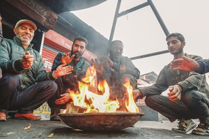 Bone chilling dry cold in Kashmir, Jammu faces unusually low temps | Bone chilling dry cold in Kashmir, Jammu faces unusually low temps Bone chilling dry cold in Kashmir, Jammu faces unusually low temps | Bone chilling dry cold in Kashmir, Jammu faces unusually low temps