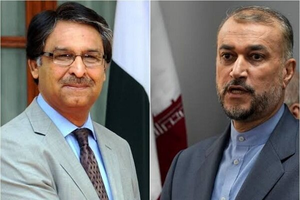'Envoys can return back': Iran FM to visit Pakistan on Jan 29 | 'Envoys can return back': Iran FM to visit Pakistan on Jan 29 'Envoys can return back': Iran FM to visit Pakistan on Jan 29 | 'Envoys can return back': Iran FM to visit Pakistan on Jan 29