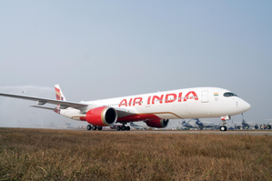 'Bomb' scribbled on tissue paper found on Air India plane at Delhi airport | 'Bomb' scribbled on tissue paper found on Air India plane at Delhi airport