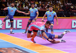 PKL 10: Arjun's Super 10, Ankush's High 5 propel Jaipur Pink Panthers to an emphatic win | PKL 10: Arjun's Super 10, Ankush's High 5 propel Jaipur Pink Panthers to an emphatic win