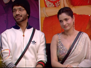 'Bigg Boss 17': Vicky goes down on his knees for forgiveness from wife Ankita | 'Bigg Boss 17': Vicky goes down on his knees for forgiveness from wife Ankita 'Bigg Boss 17': Vicky goes down on his knees for forgiveness from wife Ankita | 'Bigg Boss 17': Vicky goes down on his knees for forgiveness from wife Ankita