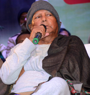 Bihar: Lalu Prasad seeks support for RJD, says Tejashwi will become CM | Bihar: Lalu Prasad seeks support for RJD, says Tejashwi will become CM