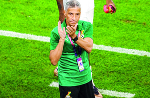 Ghana sack coach Hughton after AFCON exit | Ghana sack coach Hughton after AFCON exit Ghana sack coach Hughton after AFCON exit | Ghana sack coach Hughton after AFCON exit