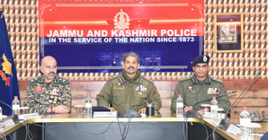 Pak making continuous attempts to revive terrorism in parts of J&K: DGP | Pak making continuous attempts to revive terrorism in parts of J&K: DGP Pak making continuous attempts to revive terrorism in parts of J&K: DGP | Pak making continuous attempts to revive terrorism in parts of J&K: DGP