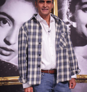 Mohnish Bahl recalls mom Nutan shooting at Qutub Minar for 'Dil Ka Bhanwar' | Mohnish Bahl recalls mom Nutan shooting at Qutub Minar for 'Dil Ka Bhanwar' Mohnish Bahl recalls mom Nutan shooting at Qutub Minar for 'Dil Ka Bhanwar' | Mohnish Bahl recalls mom Nutan shooting at Qutub Minar for 'Dil Ka Bhanwar'