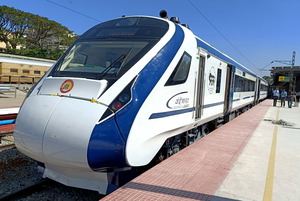 PM Modi To Flag Off Third Vande Bharat Express Train, Linking Visakhapatnam to Bhubaneswar in Odisha | PM Modi To Flag Off Third Vande Bharat Express Train, Linking Visakhapatnam to Bhubaneswar in Odisha