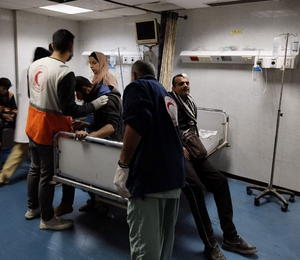 Israeli operations endanger lives at hospital in Gaza's Khan Younis: Health Ministry | Israeli operations endanger lives at hospital in Gaza's Khan Younis: Health Ministry