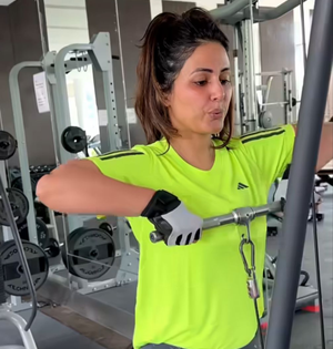 Hina Khan stresses on deep breaths while exercising: ‘Keeps you calm’ | Hina Khan stresses on deep breaths while exercising: ‘Keeps you calm’