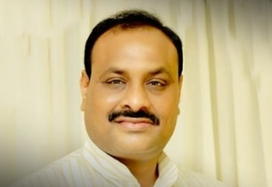 TDP seeks withdrawal of cases against media, BJP leader in Vizag | TDP seeks withdrawal of cases against media, BJP leader in Vizag TDP seeks withdrawal of cases against media, BJP leader in Vizag | TDP seeks withdrawal of cases against media, BJP leader in Vizag