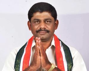 Plea in court seeks action against Cong MP for 'south India as separate country' remark | Plea in court seeks action against Cong MP for 'south India as separate country' remark Plea in court seeks action against Cong MP for 'south India as separate country' remark | Plea in court seeks action against Cong MP for 'south India as separate country' remark