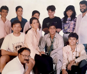 Atul Kasbekar Shares Throwback Pic of Young Shah Rukh Khan from Ad Shoot (See Photos) | Atul Kasbekar Shares Throwback Pic of Young Shah Rukh Khan from Ad Shoot (See Photos)