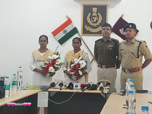 Two women Maoists surrender in Odisha's Boudh | Two women Maoists surrender in Odisha's Boudh