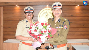 For 2nd day, Pune Police summon drug peddlers, illegal arms carriers & rowdies | For 2nd day, Pune Police summon drug peddlers, illegal arms carriers & rowdies For 2nd day, Pune Police summon drug peddlers, illegal arms carriers & rowdies | For 2nd day, Pune Police summon drug peddlers, illegal arms carriers & rowdies