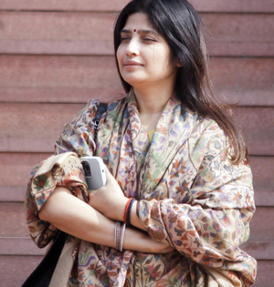 UP: Dimple Yadav downplays possibility of Aparna being pitted against her | UP: Dimple Yadav downplays possibility of Aparna being pitted against her
