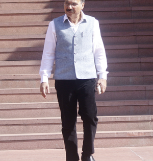 Calcutta HC gives protection to Bengal Congress chief from coercive police action | Calcutta HC gives protection to Bengal Congress chief from coercive police action