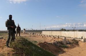 Israel's economy contracts as war with Hamas takes a toll | Israel's economy contracts as war with Hamas takes a toll Israel's economy contracts as war with Hamas takes a toll | Israel's economy contracts as war with Hamas takes a toll