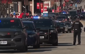 1 dead, dozen injured at US Super Bowl victory parade shooting | 1 dead, dozen injured at US Super Bowl victory parade shooting