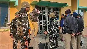Sandeshkhali tense after attack on police camp | Sandeshkhali tense after attack on police camp