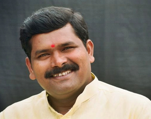 K'taka: Bill mandating prominence to Kannada on sign boards passed | K'taka: Bill mandating prominence to Kannada on sign boards passed