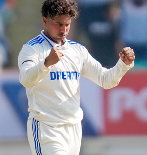 Kuldeep should be the surprise match-winner for India against England, says Venkatapathy Raju | Kuldeep should be the surprise match-winner for India against England, says Venkatapathy Raju