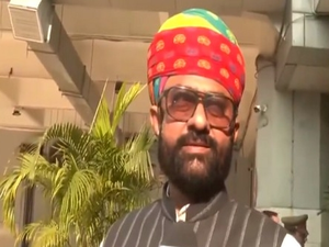 Raj Congress' key tribal leader & four-time MLA Mahendrajeet Singh Malviya joins BJP | Raj Congress' key tribal leader & four-time MLA Mahendrajeet Singh Malviya joins BJP Raj Congress' key tribal leader & four-time MLA Mahendrajeet Singh Malviya joins BJP | Raj Congress' key tribal leader & four-time MLA Mahendrajeet Singh Malviya joins BJP