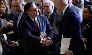 Biden willing to personally discuss Ukraine aid with top House Republican | Biden willing to personally discuss Ukraine aid with top House Republican
