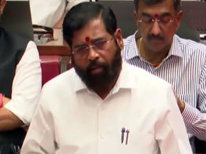 Maha Assembly unanimously passes 10% Maratha quotas bill | Maha Assembly unanimously passes 10% Maratha quotas bill