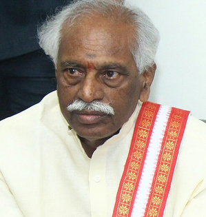 Govt focussed on farmer welfare by procuring all 24 crops at MSP: Haryana Guv | Govt focussed on farmer welfare by procuring all 24 crops at MSP: Haryana Guv Govt focussed on farmer welfare by procuring all 24 crops at MSP: Haryana Guv | Govt focussed on farmer welfare by procuring all 24 crops at MSP: Haryana Guv