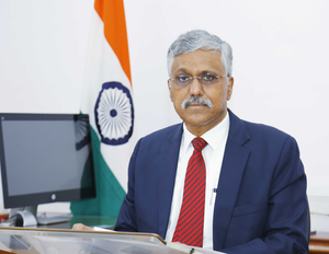 India cannot depend on other countries for its security: Defence Secretary | India cannot depend on other countries for its security: Defence Secretary