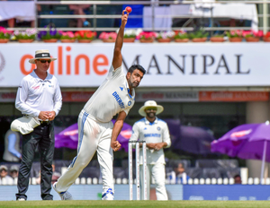 Usman Khawaja praises Ashwin’s spin mastery ahead of BGT Showdown | Usman Khawaja praises Ashwin’s spin mastery ahead of BGT Showdown Usman Khawaja praises Ashwin’s spin mastery ahead of BGT Showdown | Usman Khawaja praises Ashwin’s spin mastery ahead of BGT Showdown