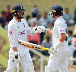 4th Test: Root, Foakes bat out entire session as England reach 198/5 at tea | 4th Test: Root, Foakes bat out entire session as England reach 198/5 at tea