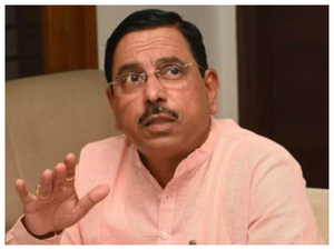 Cong to snatch reservation from Dalits, says Union Minister Pralhad Joshi | Cong to snatch reservation from Dalits, says Union Minister Pralhad Joshi