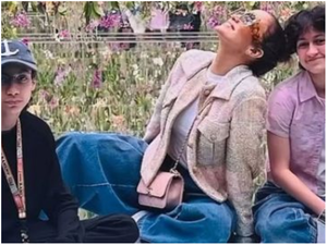 JLo takes twins on a birthday trip to Tokyo | JLo takes twins on a birthday trip to Tokyo JLo takes twins on a birthday trip to Tokyo | JLo takes twins on a birthday trip to Tokyo