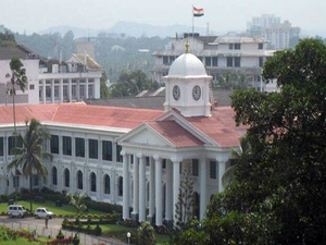 Controversy erupts over Chief Engineer, Kerala Minister's staff 'fight' in secretariat | Controversy erupts over Chief Engineer, Kerala Minister's staff 'fight' in secretariat Controversy erupts over Chief Engineer, Kerala Minister's staff 'fight' in secretariat | Controversy erupts over Chief Engineer, Kerala Minister's staff 'fight' in secretariat