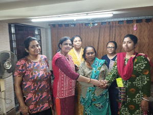 Vigilant women from Kolkata suburbs reunite woman with dementia with her family | Vigilant women from Kolkata suburbs reunite woman with dementia with her family