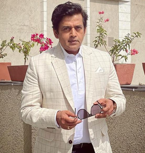 FIR against woman who alleged Ravi Kishan is father of her daughter | FIR against woman who alleged Ravi Kishan is father of her daughter