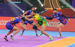 PKL 10: Sachin leads from front as Patna Pirates beat Dabang Delhi in nail-biting match | PKL 10: Sachin leads from front as Patna Pirates beat Dabang Delhi in nail-biting match
